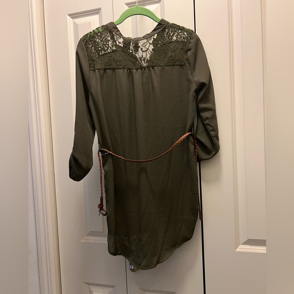 Olive tunic with belt - Picture 2 of 3